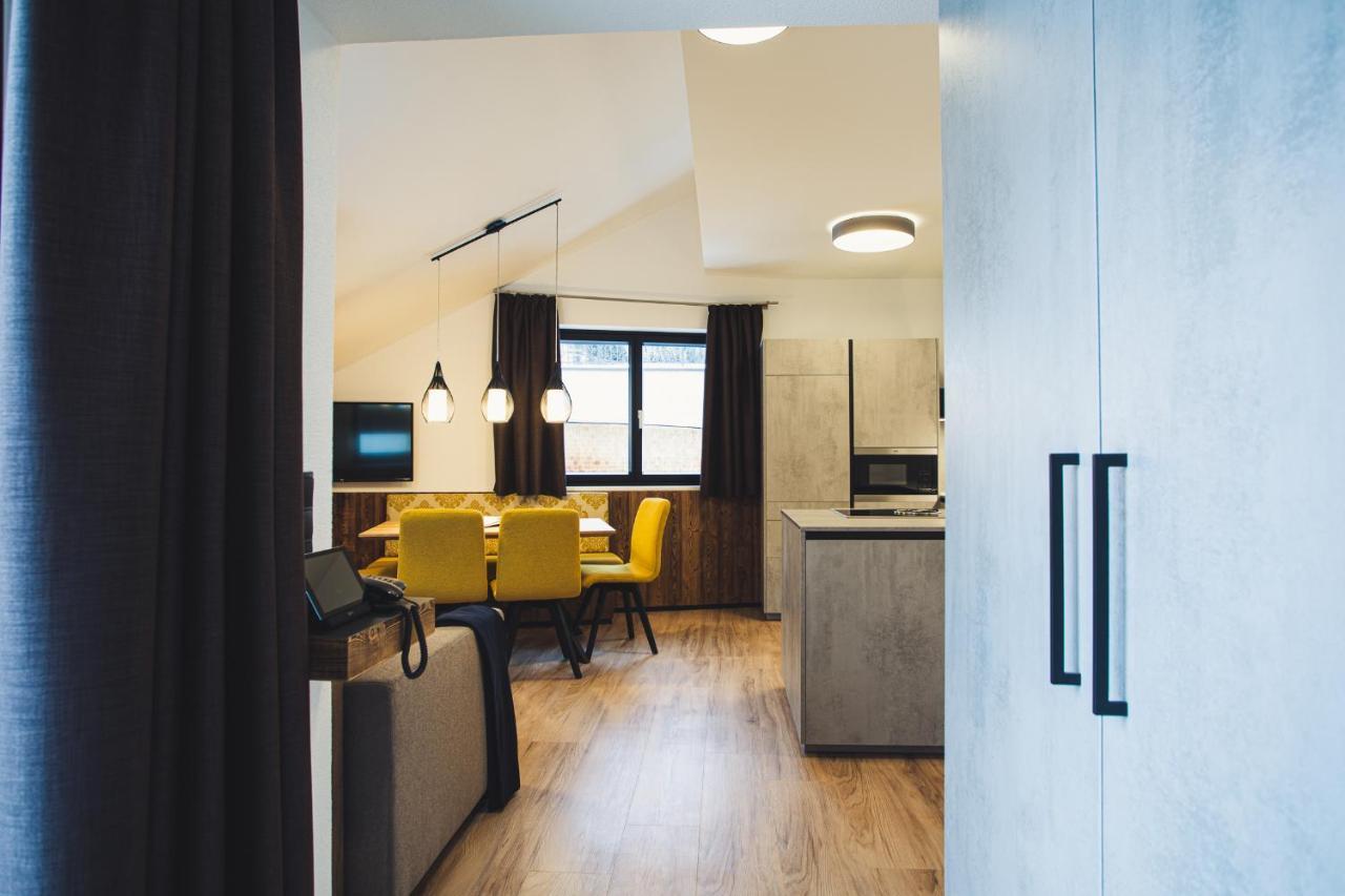 Austria Aparthotel Фис Экстерьер фото