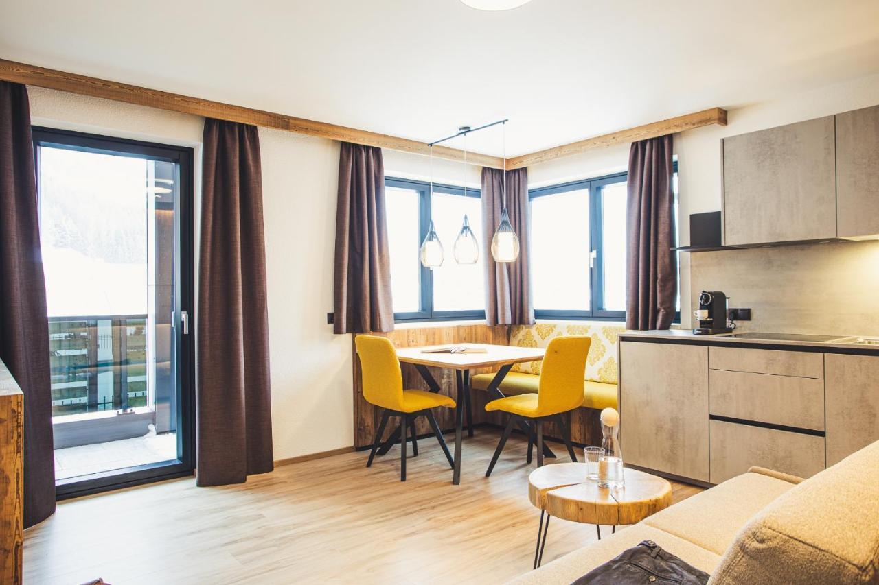 Austria Aparthotel Фис Экстерьер фото