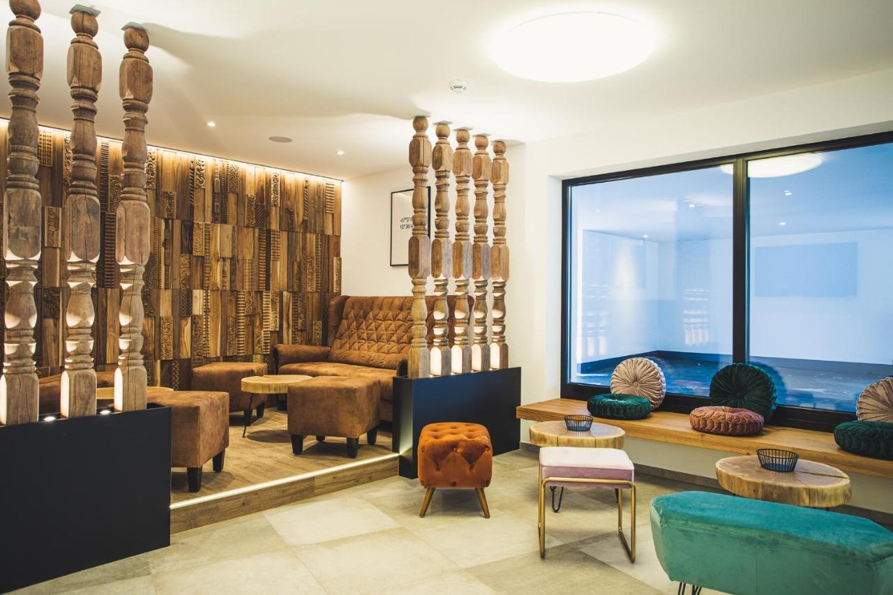 Austria Aparthotel Фис Экстерьер фото
