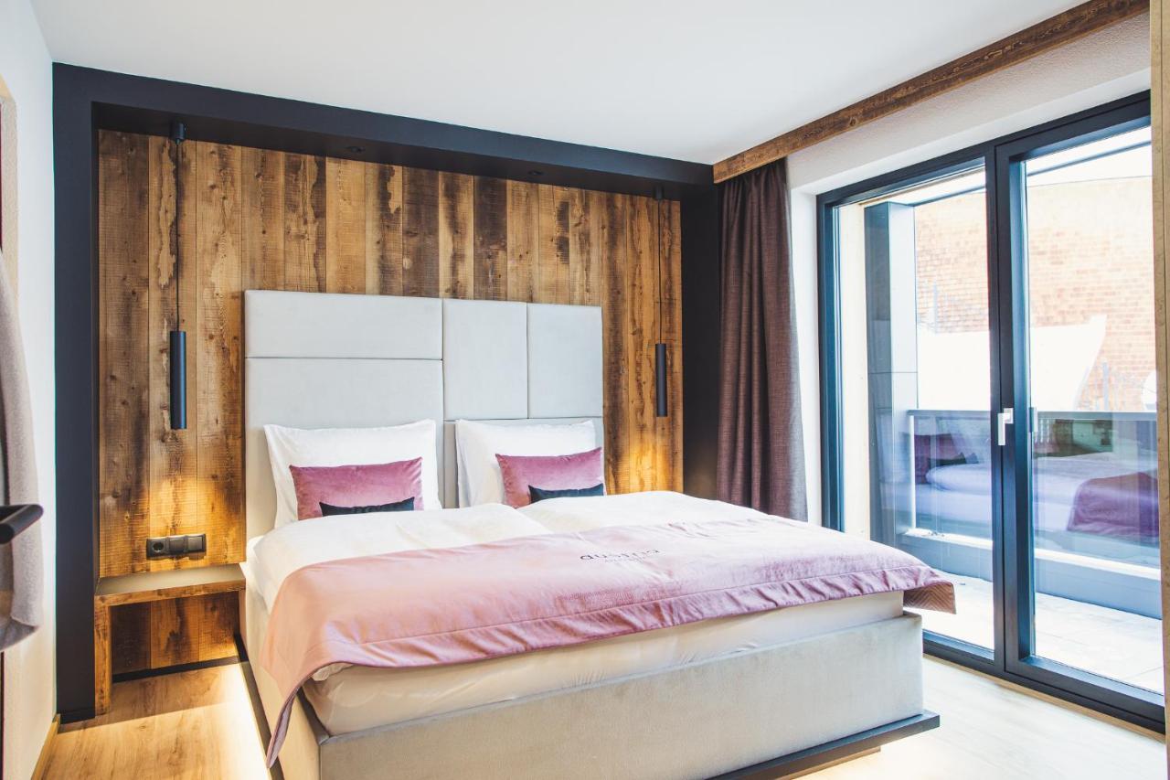 Austria Aparthotel Фис Экстерьер фото